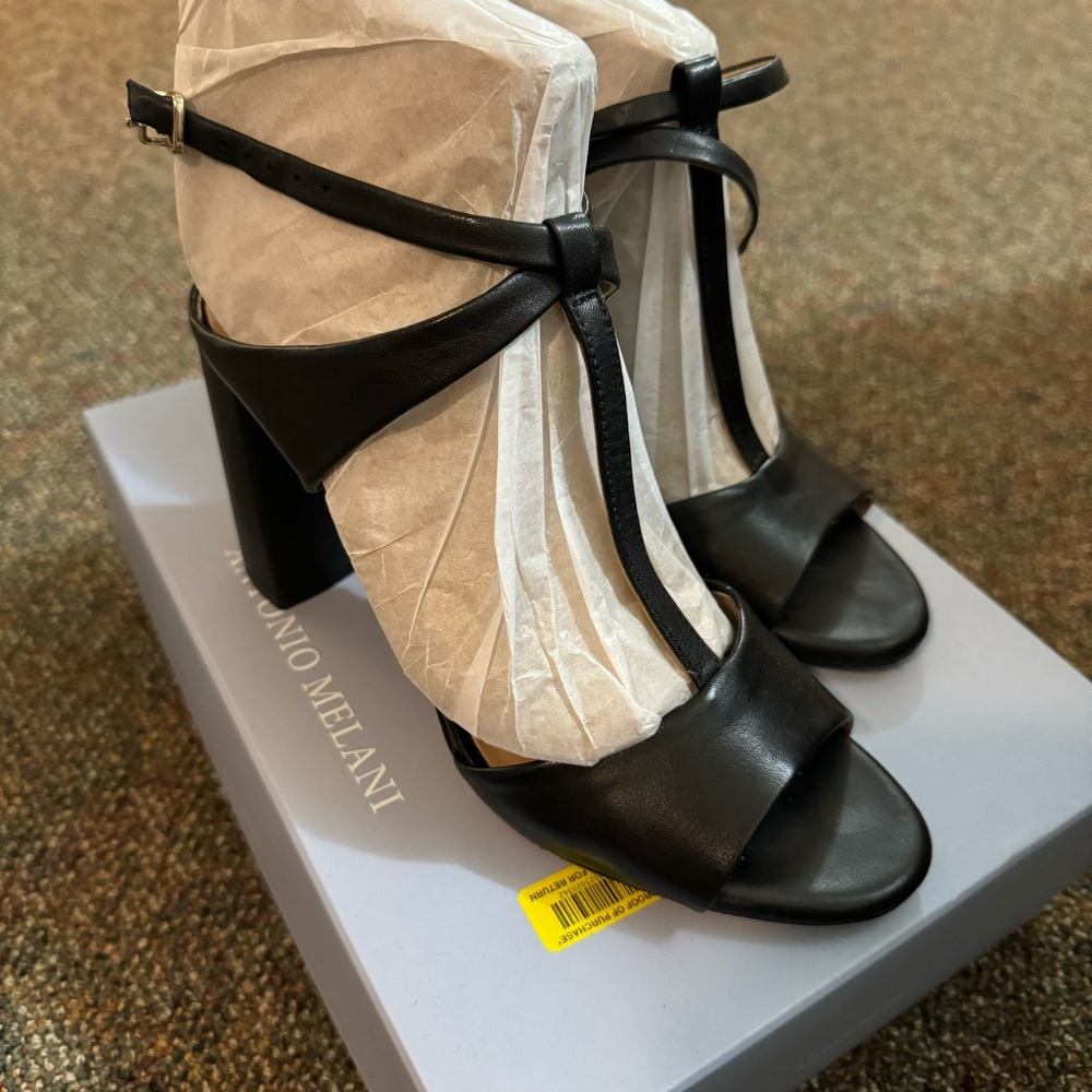 Antonio Melani Black Sandals